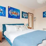 Timo's Art House דורמלטו