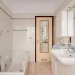 Timo's Art House * דורמלטו