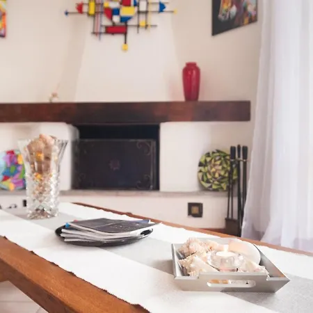 Timo's Art House Dormelletto