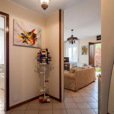 Timo's Art House Apartamento Dormelletto