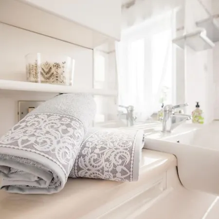 Timo's Art House * Dormelletto