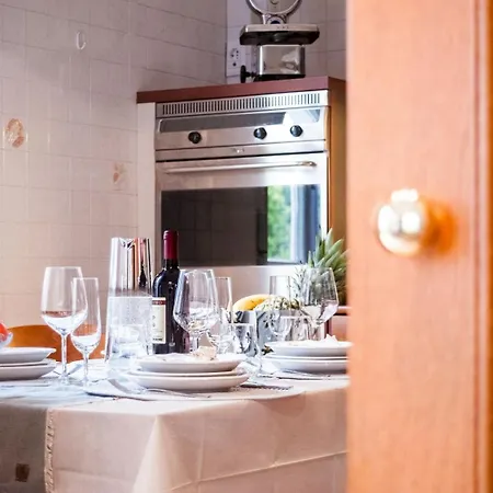 Timo's Art House * Dormelletto