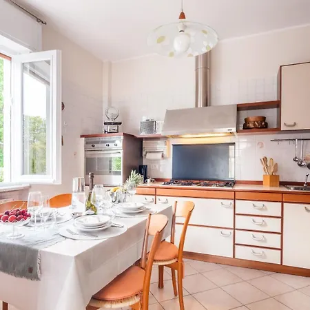 Timo's Art House * Dormelletto